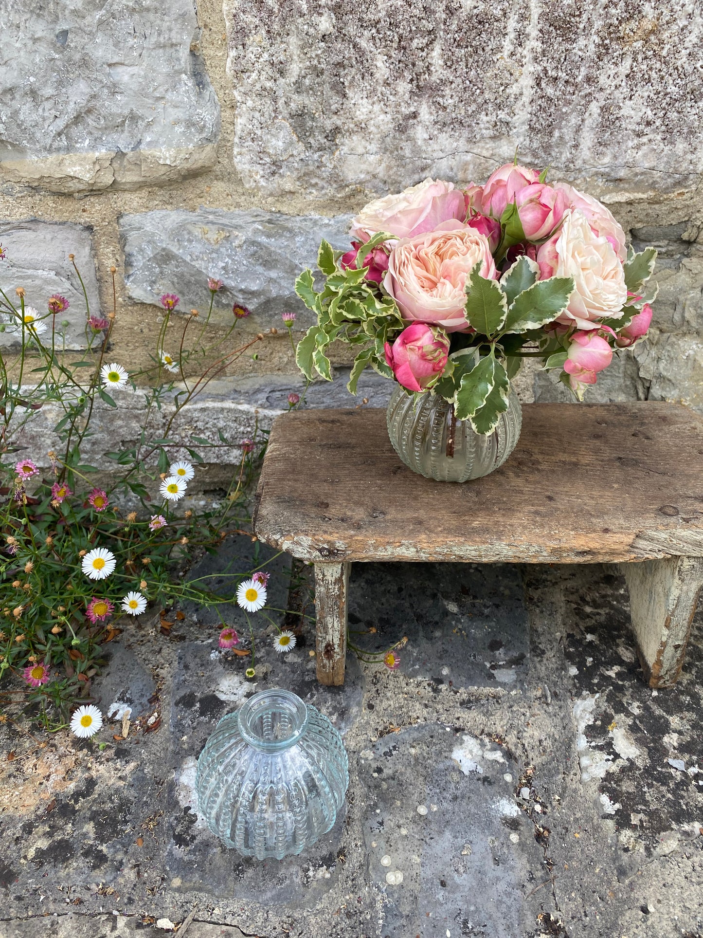 Rose Posy in Beaded Bowl