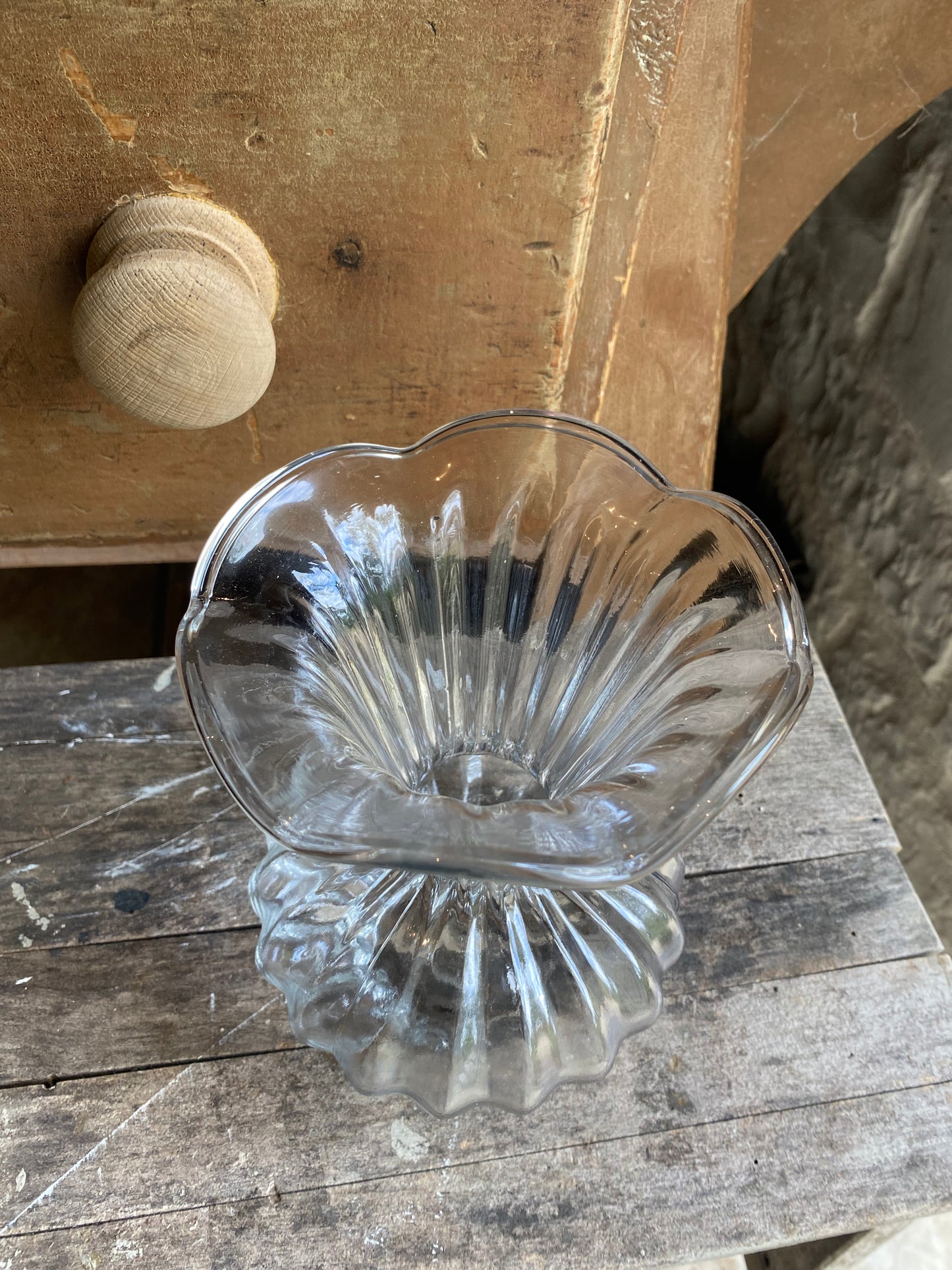 Ruffled Glass Vase - including a posy of flowers