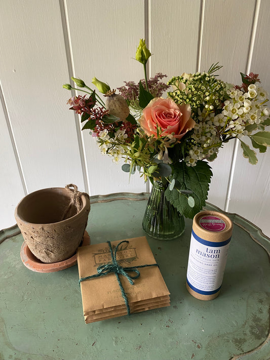 Ivy & Bud x Marlston Farm Girl - Gardeners Gift Box
